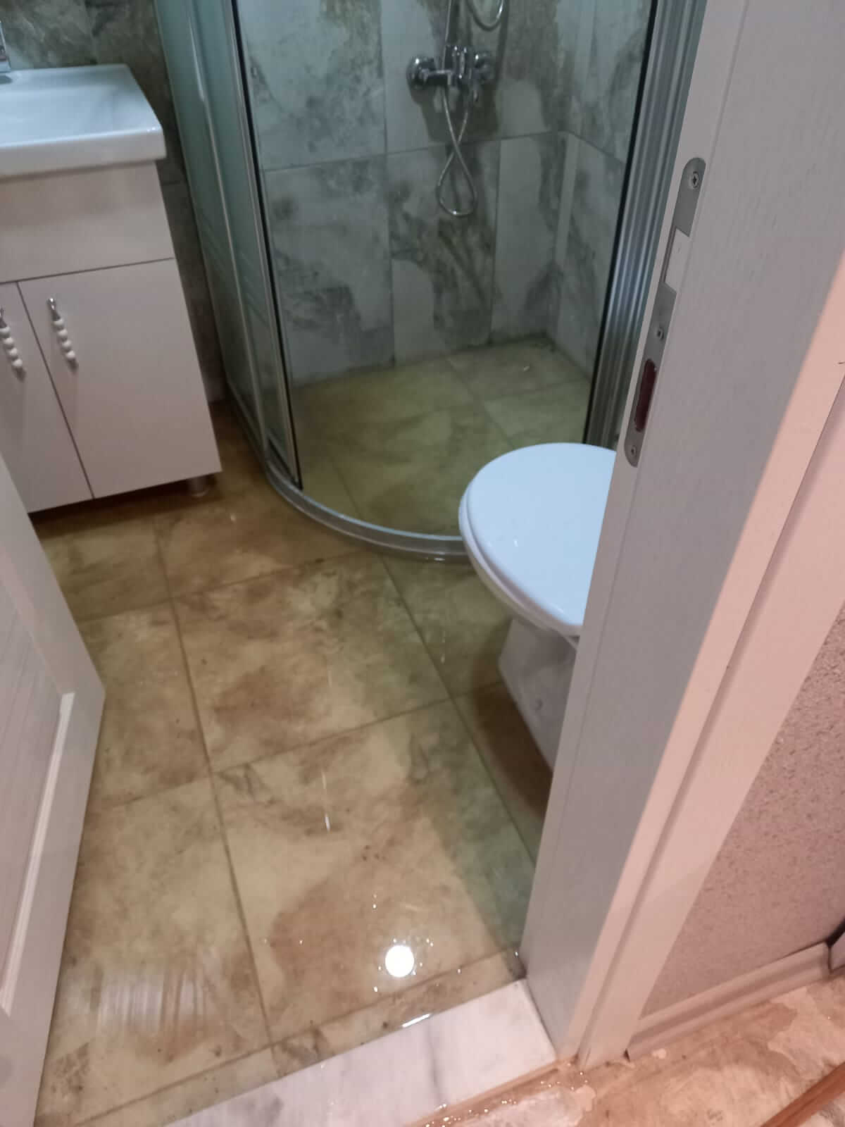 tıkalı banyo açma