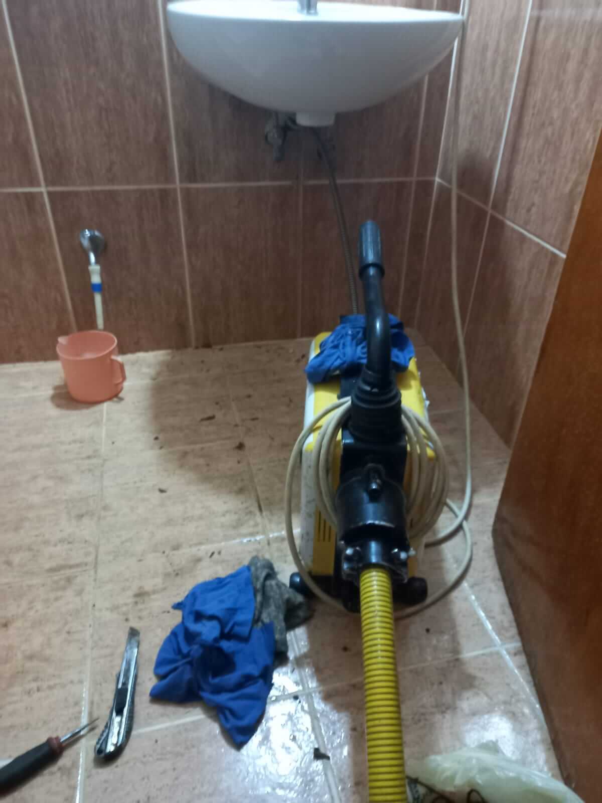tıkalı lavabo açma